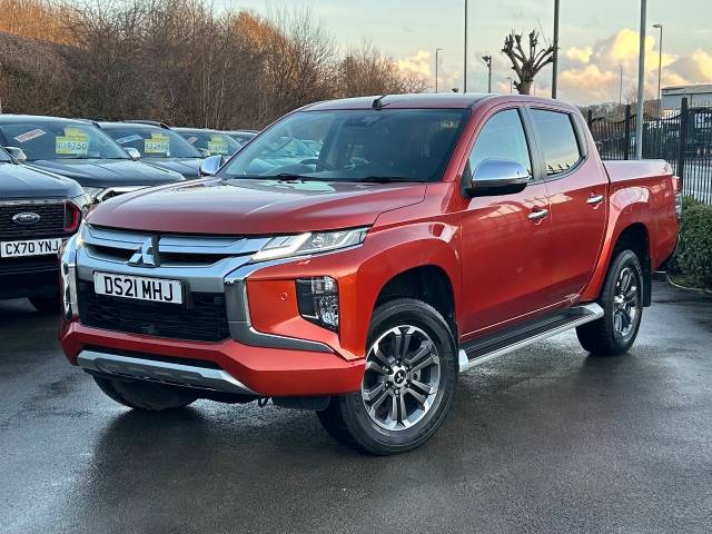 Mitsubishi L200 2.3 Double Cab DI-D 150 Barbarian X 4WD Auto Pick Up Diesel Orange